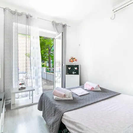 Iva Apartman