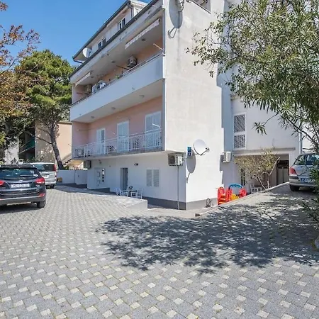 Iva Apartamento Baška Voda